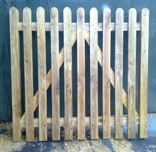 Paled Green Oak wicket - up to 6' (1.8m)