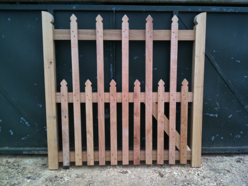 Palacade Green Oak paled garden gate up to 4'-1.2m wide and high