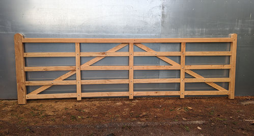 Lairg Dried Oak entrance gate up to 3.66m - 12' wide